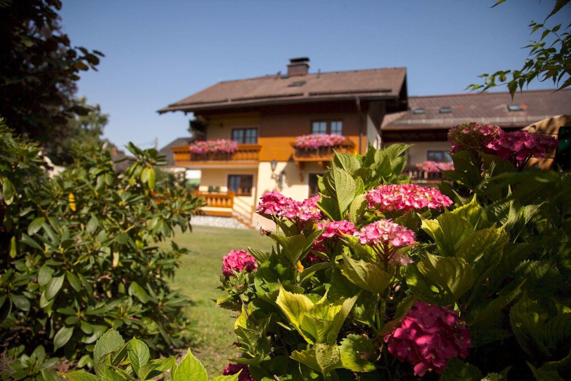 Garten - Hotel Sallerhof غرودخ المظهر الخارجي الصورة