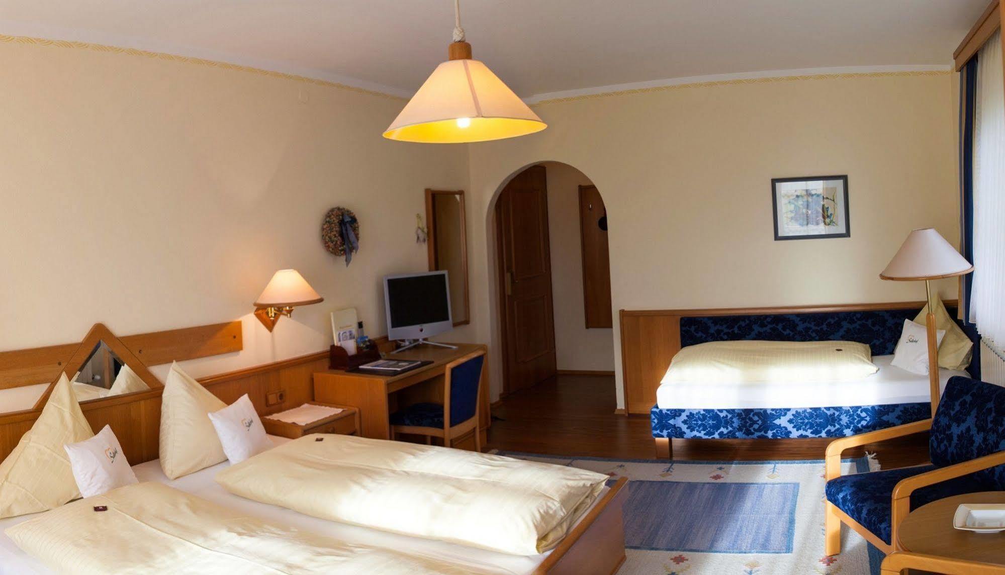 Garten - Hotel Sallerhof غرودخ المظهر الخارجي الصورة